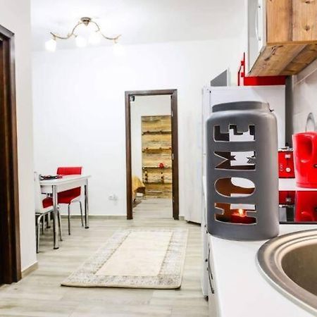 Mary Apartment Old Town Брашов Екстер'єр фото