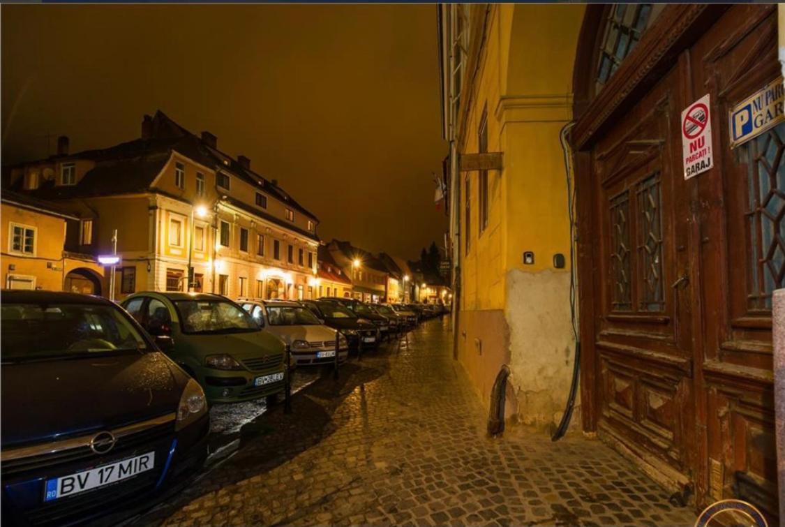 Mary Apartment Old Town Брашов Екстер'єр фото